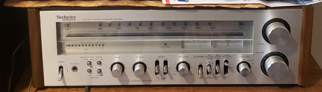 Techniques a 500 vintage stereo receiver in great condition $400