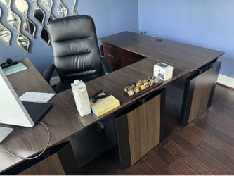 Executive UShape Desk