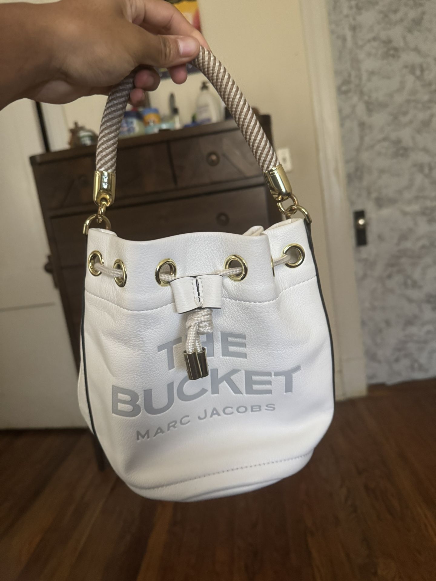 Marc Jacob The Leather Bucket Bag