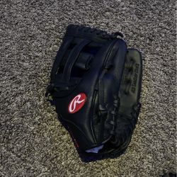 Rawlings Baseball Glove