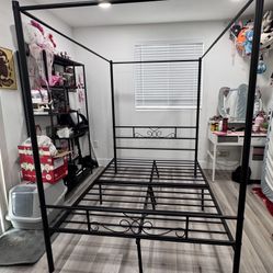 Canopy Bed Frame 