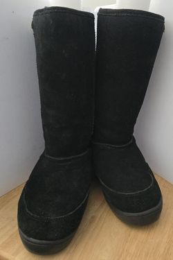 Black Bearpaws Women's size 8