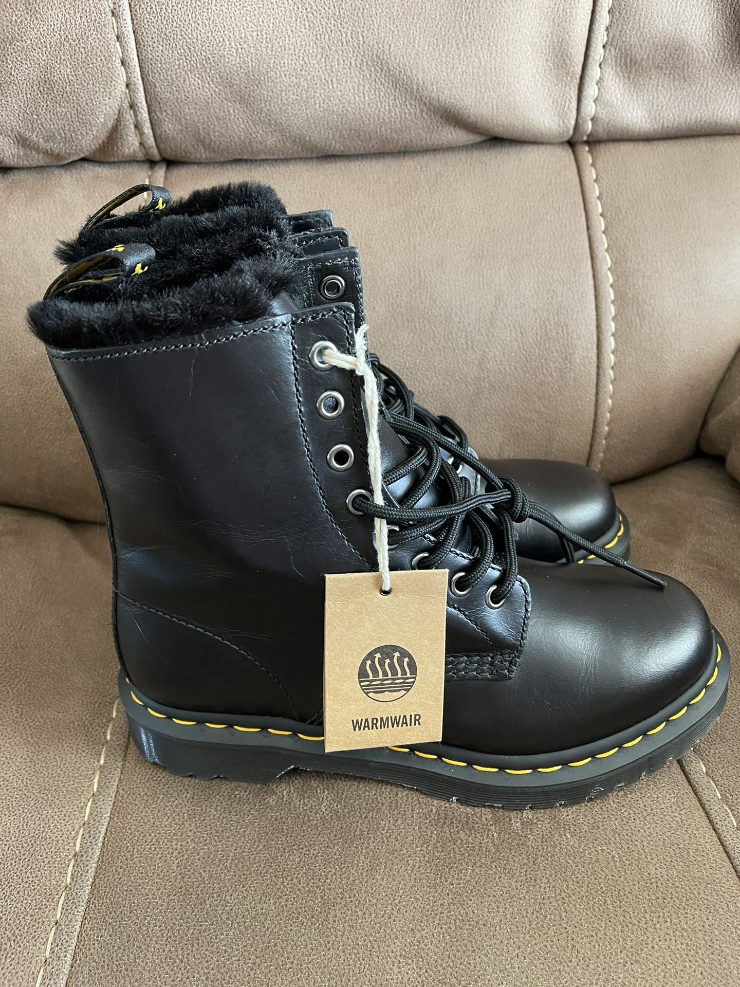 Dr Marten’s Boots With Fur Size 8.