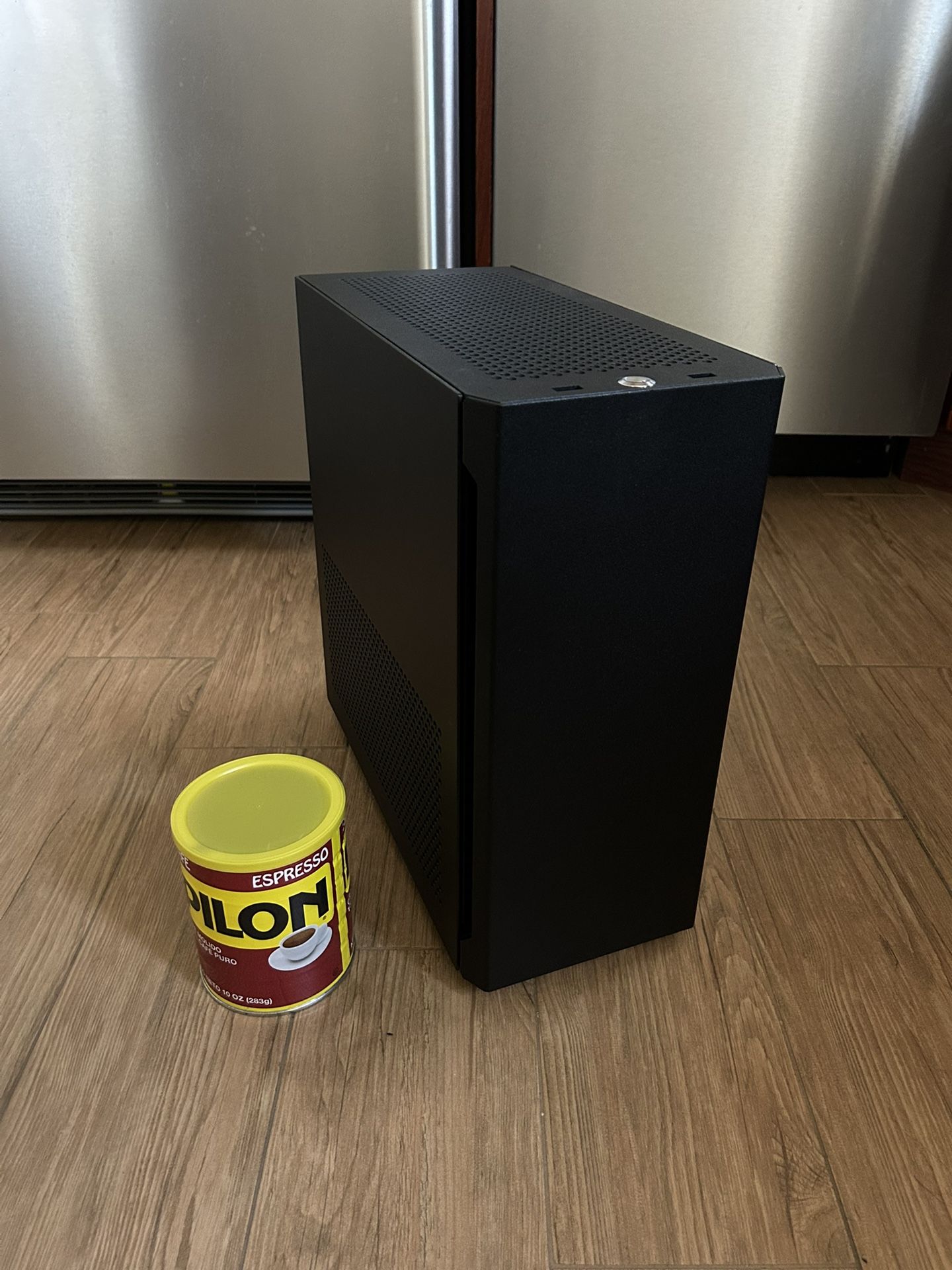 Sliger Cerberus X - Compact Full ATX Case