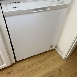 Whirlpool Dishwasher