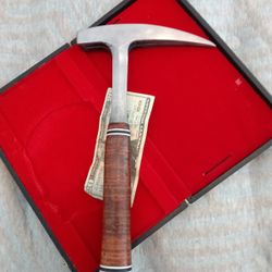 Est Wing Geology Tool