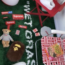 Supreme - Bape - Off-White 