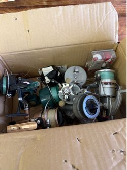 Fishing reels
