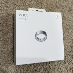Oura Ring Gen 4 – Brand New (Size 9)