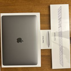 2020 MacBook Pro (M1 Version) Bundle