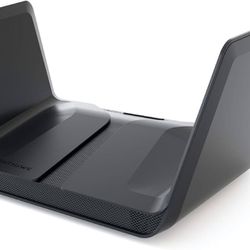 Netgear Nighthawk AX8 WiFi 6 Router – Excellent Condition