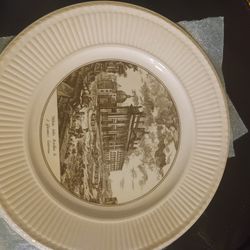 Vintage Collectible China Plates  Souvenir Historical Places
