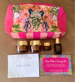 NEW, ESTEE LAUDER 5pc Gift Set, Pink Cosmetic Bag