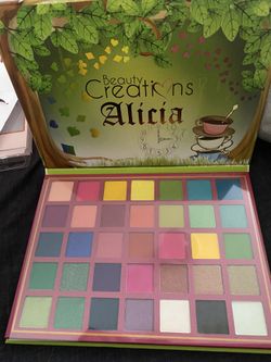 Beauty Creations Makeup