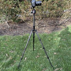 MeFoto Carbon Fiber Travel Tripod