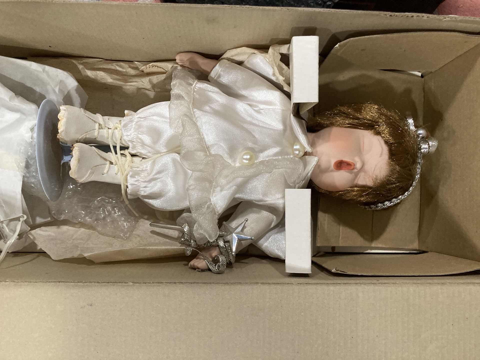 Ceramic Cherub Angel