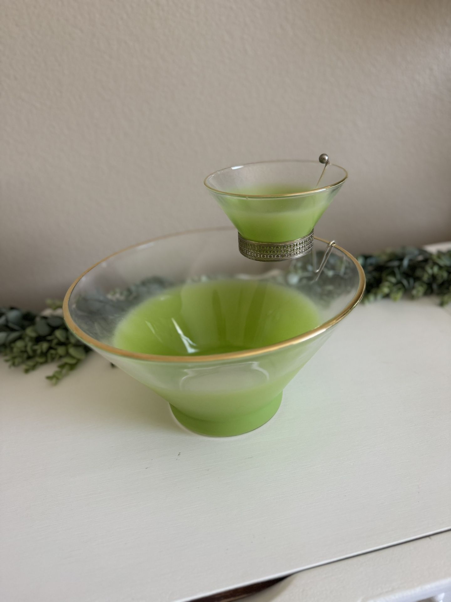 MCM Vintage Blendo Green Frosted Chip & Dip Bowl Set W Holder