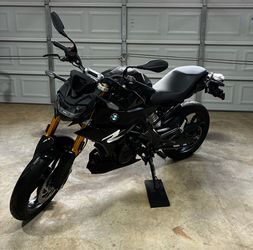 2023 BMW G 310 R