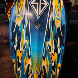 BODY BOARD