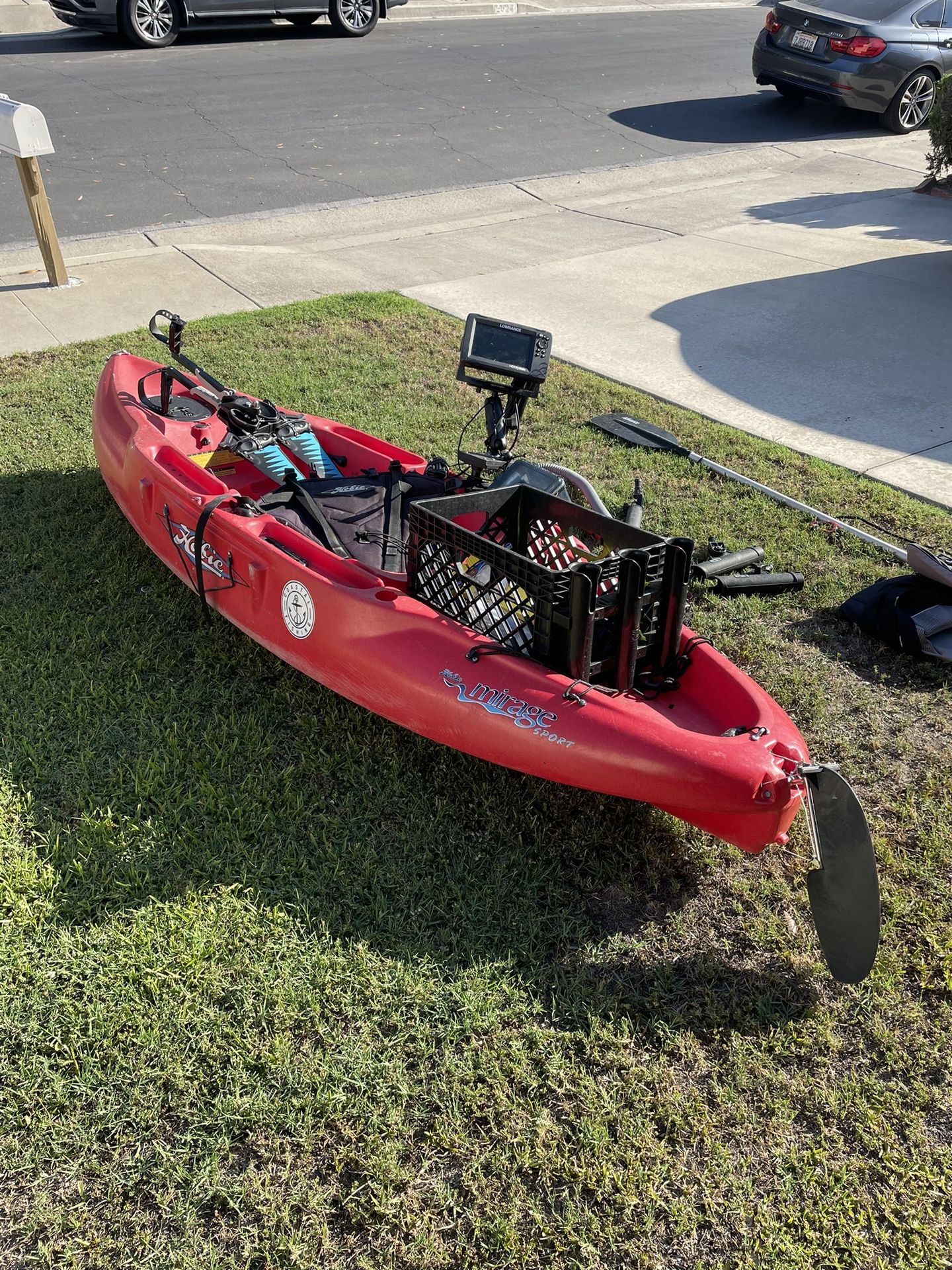 Hobie Kayak w/ Fish Finder & Accessories