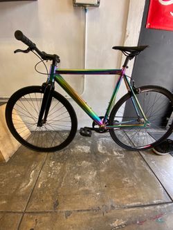 Fixie Bike golden cycles / uptown