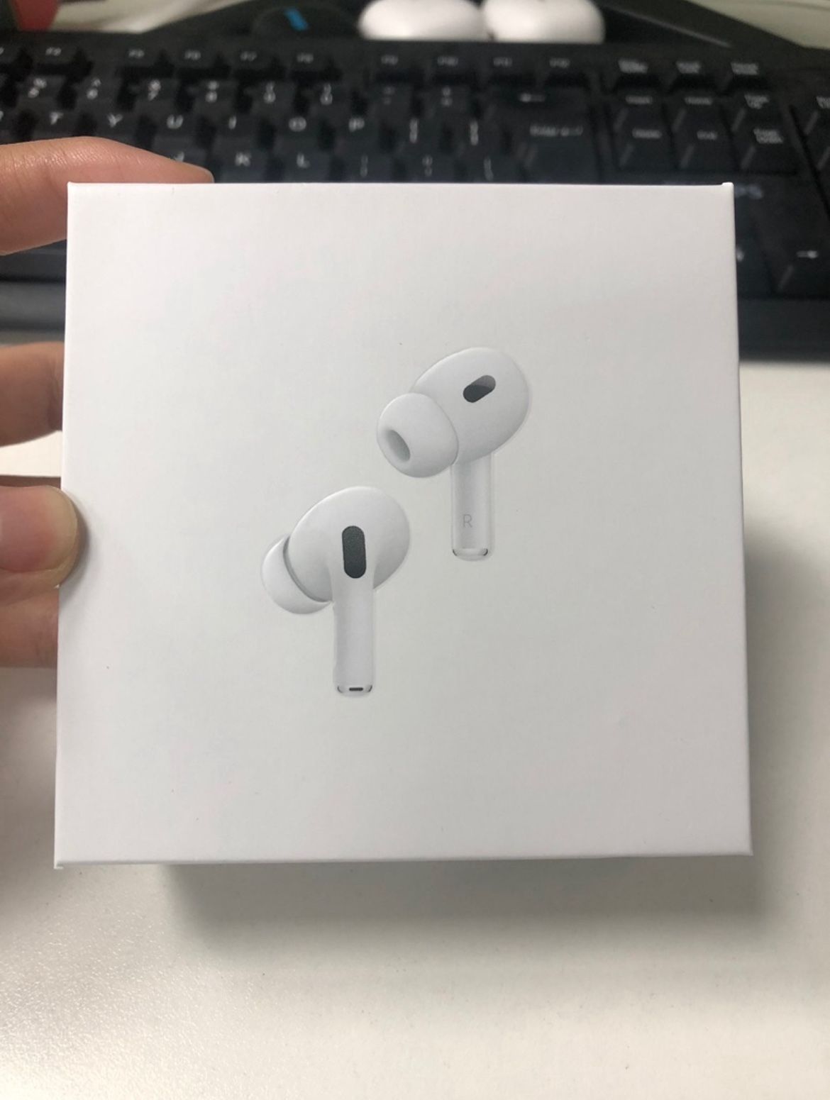 1/1 AIRPOD PRO