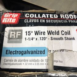 Roofing nails