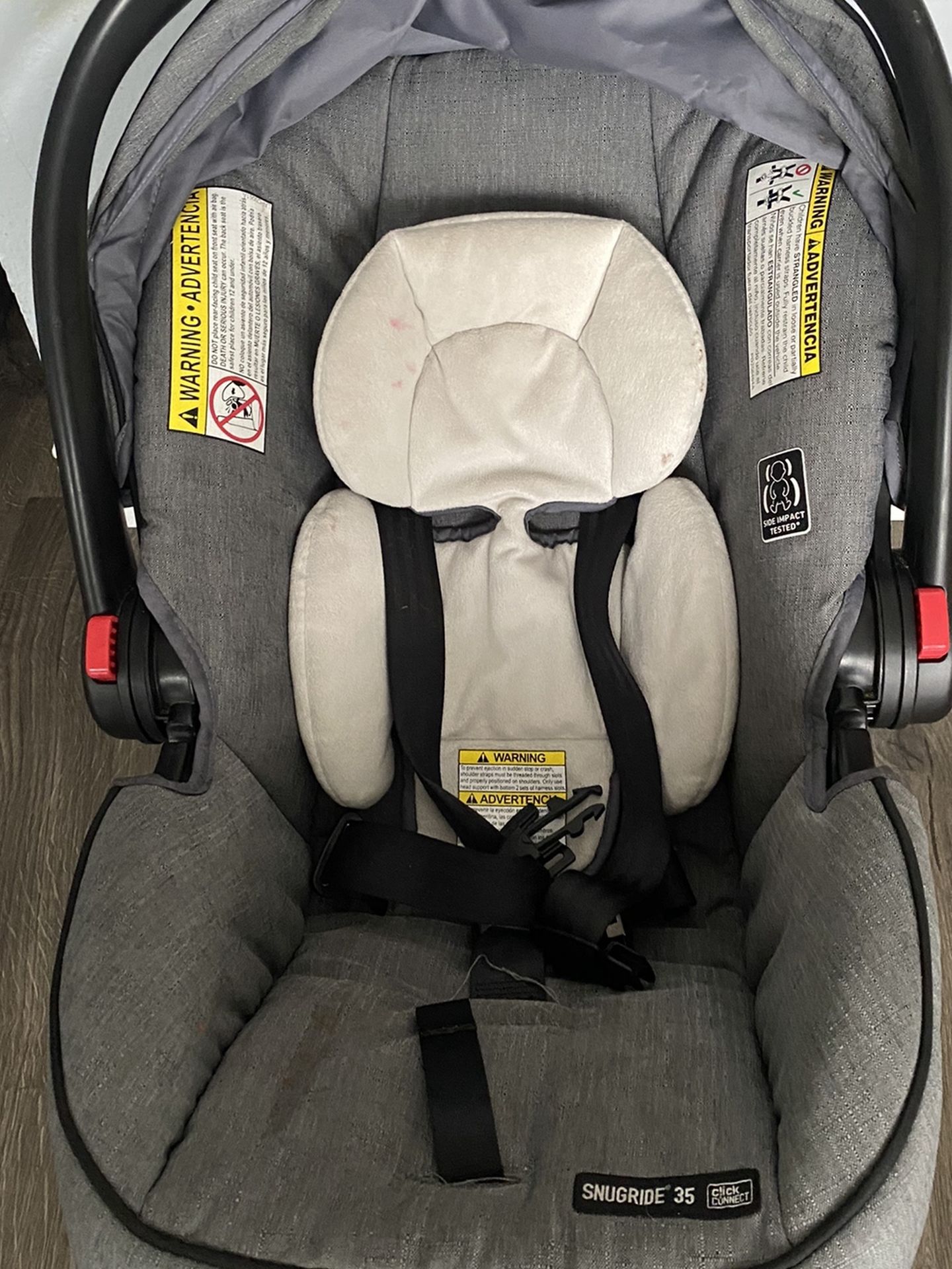 Graco infant Car Seat.