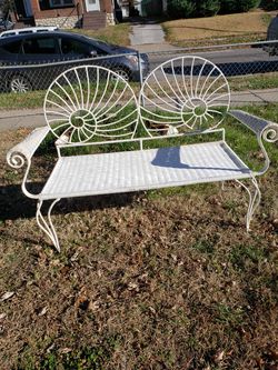 Mid-century Vintage Wrought-iron/ Wicker Bench Settee Chair