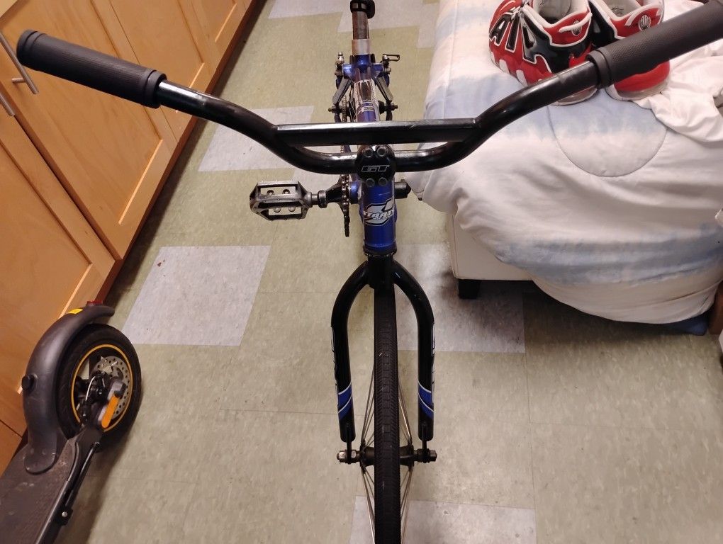 STRAATS RACING BMX