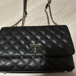New GUESS Cessily Convertible BlackQuilted Cross-Body Without Tags