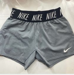 Nike pro shorts 3”
