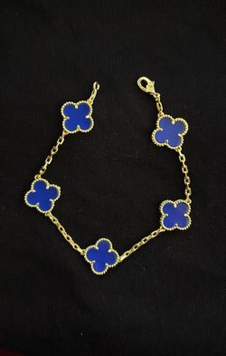 Beautiful blue and gold flower bracelet $50