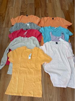 9 Newish GAP Women’s Clothing X-Large