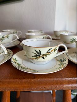 9 Vintage Kent Bali Hai China cups and saucers