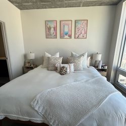 KING BED MATRESS WITH FRAME 