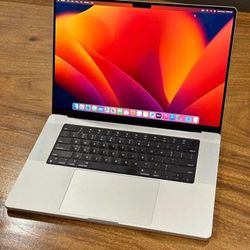 Mac Book Pro M2 Chip