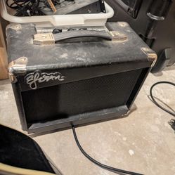 Stagg 10 GA Guitar Amplifier – Compact Practice Amp