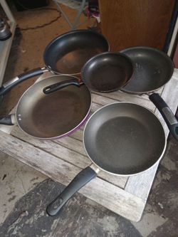 Cooking pot all 2 dollars