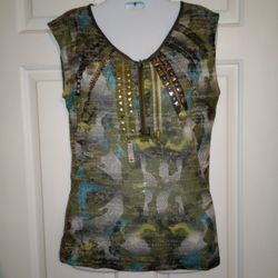 #45 • Juniors Top Size L • by Apple Bottoms 