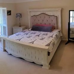 King Bedroom Set
