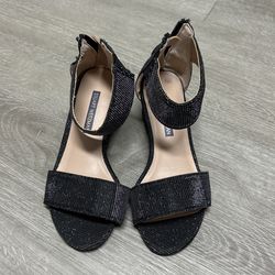 Stuart Weitzman Girls Heels Size 11