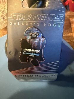 Disneyland Star Wars Galaxy’s Edge Limited Release Pin RARE