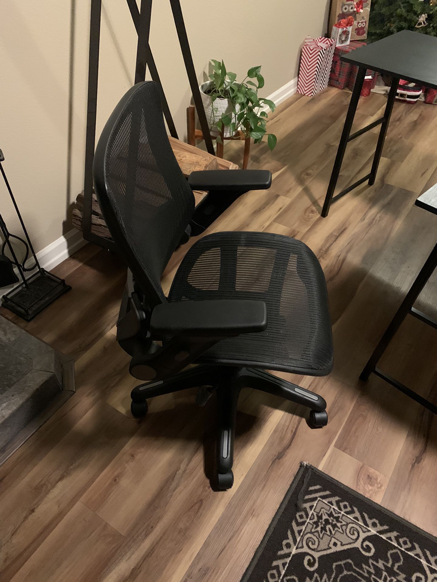 Officer Chair