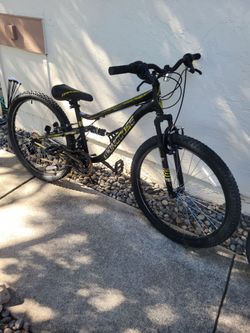 Mongoose Mountain Bike