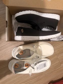 Hey Dudes sz 7 Woman’s