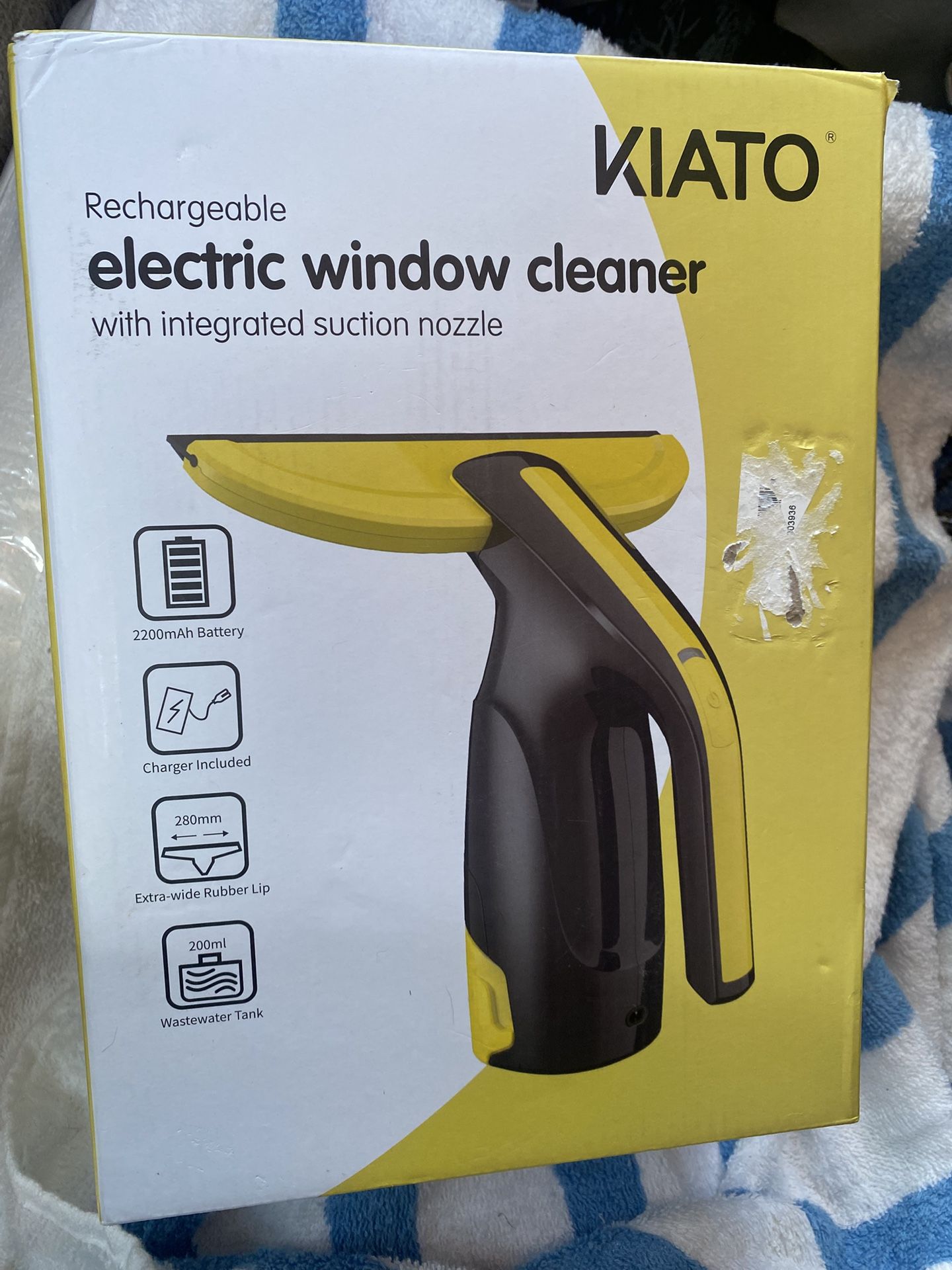 WINDOW CLEANER