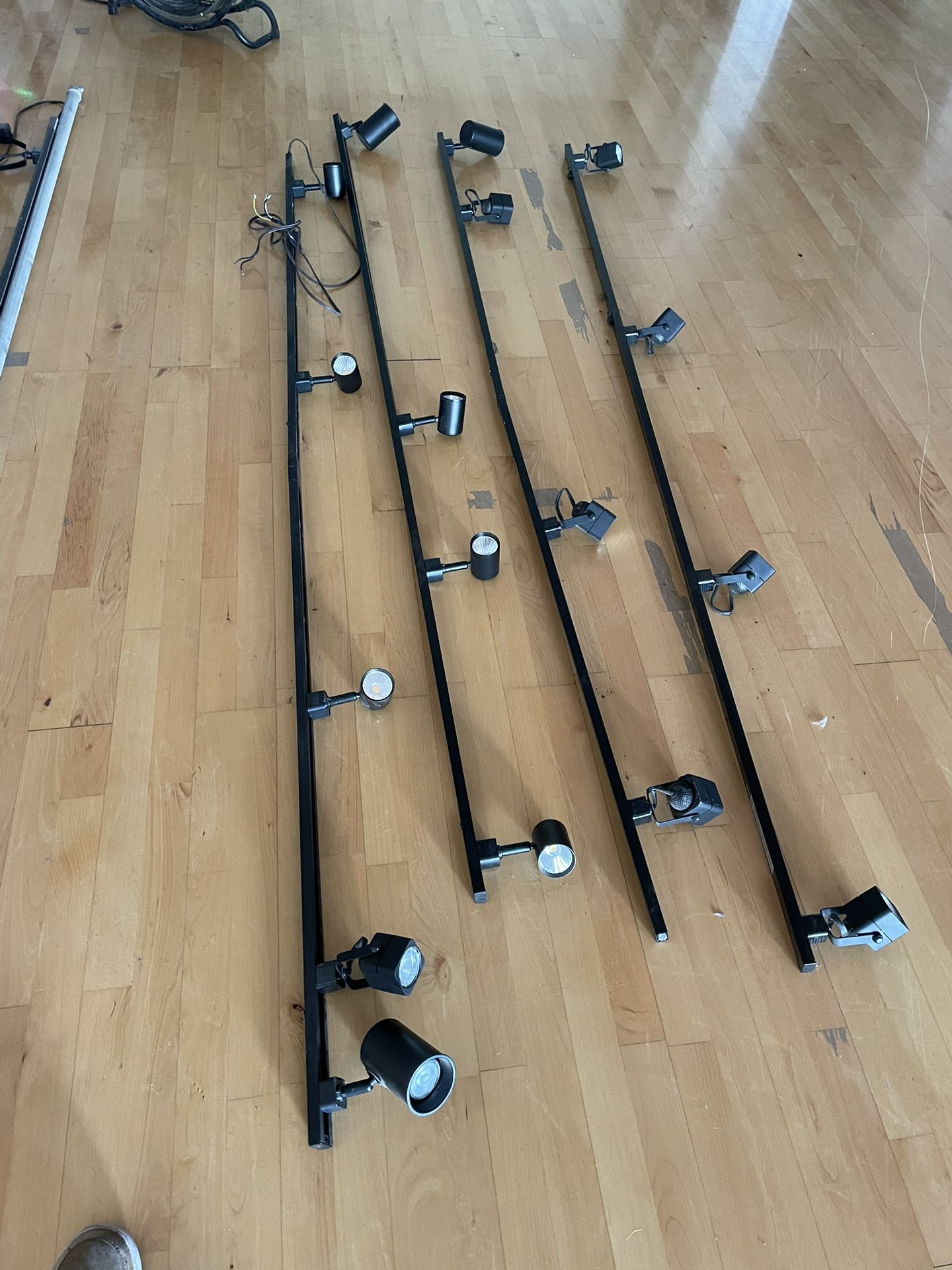 4 Dance Track Lighting 