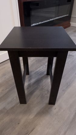 Sauder Beginnings End Table, Cinnamon Cherry finish