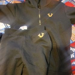 Boys ..True RELIGION JOGGERS SET